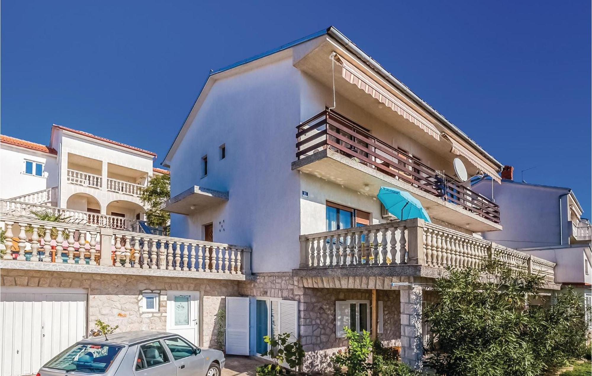 Stunning Apartment In Novi Vinodolski With Wifi Exterior photo